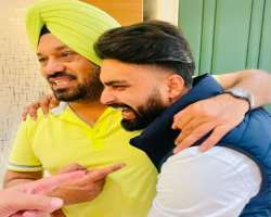 Virsa met popular actor and comedian <a href=